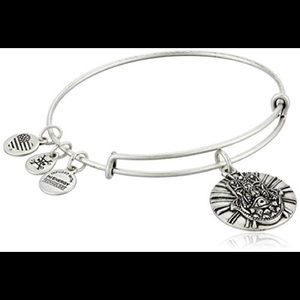 NWOT Alex and Ani - Hand of Fatima Bracelet